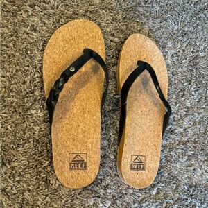 Reef cork flip flop. Women’s size 9.
